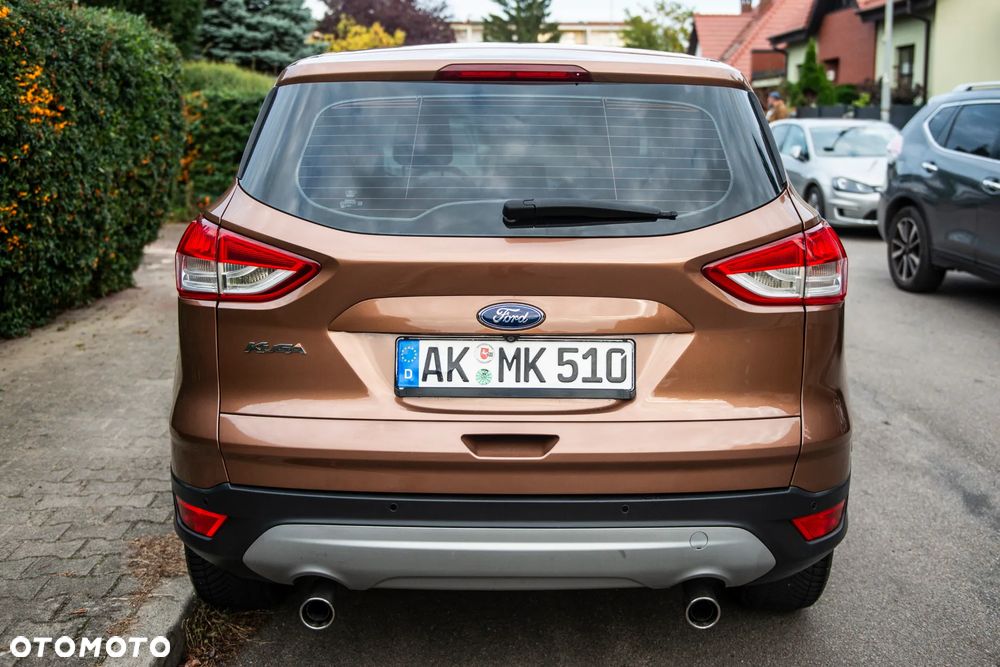Ford Kuga 2.0 TDCi 4x4 Titanium - 6