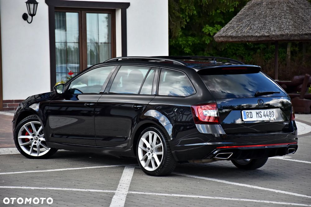 Skoda Octavia 2.0 TDI DSG RS - 16