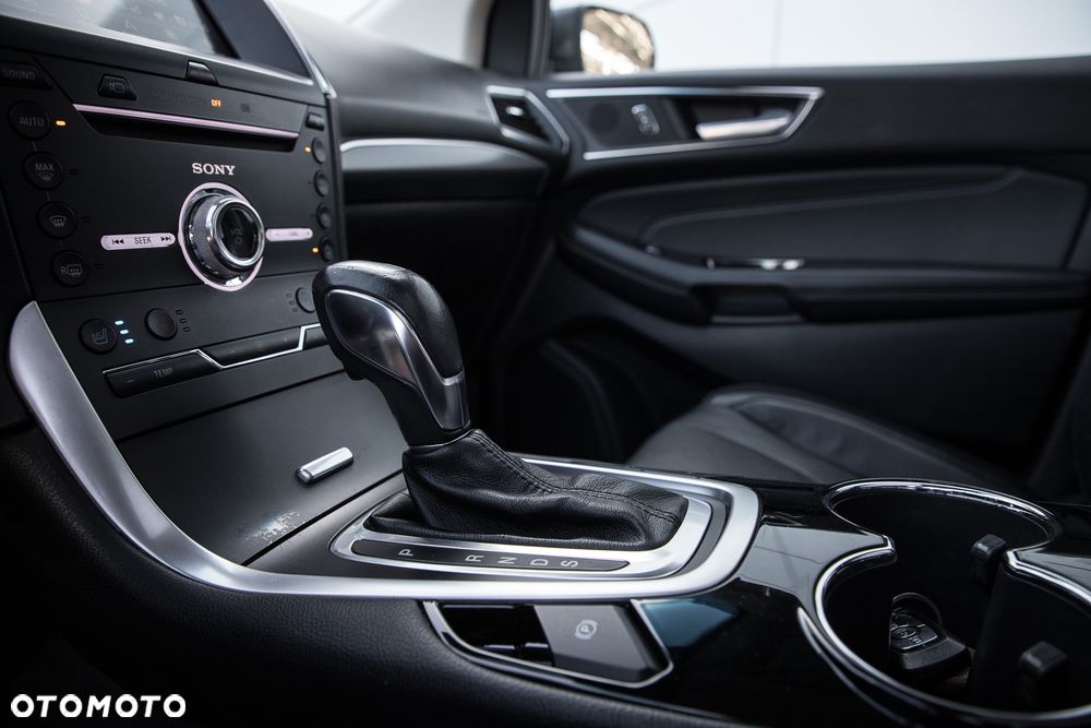 Ford Edge - 24