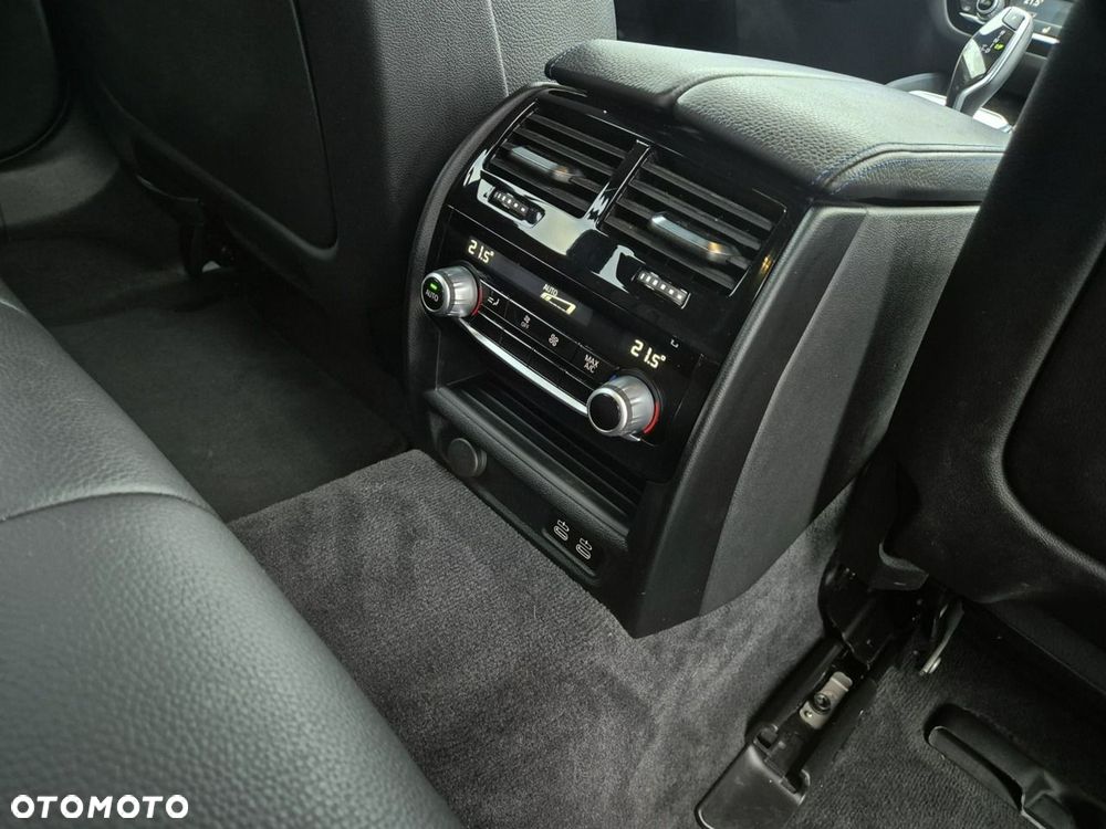 BMW Seria 5 - 30