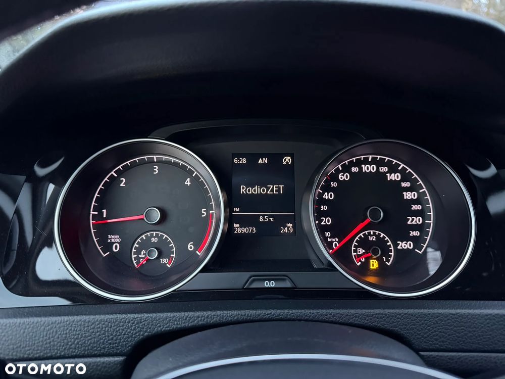 Volkswagen Golf 1.6 TDI BlueMotion Technology DSG Comfortline - 11