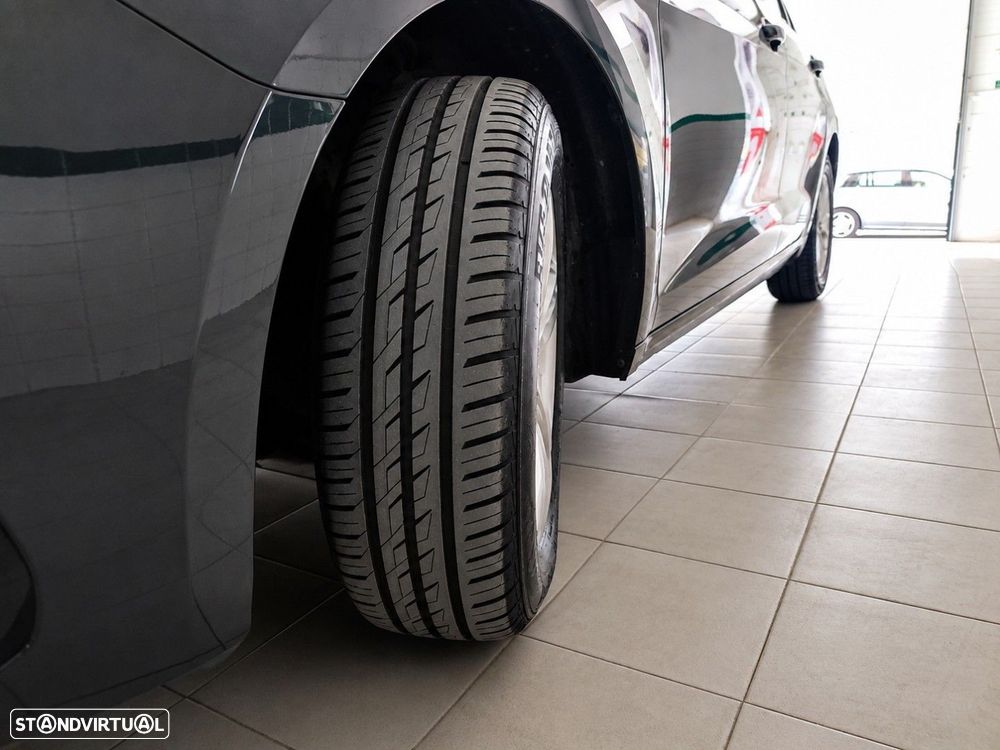 Audi A1 Sportback 25 TFSI Advanced - 8