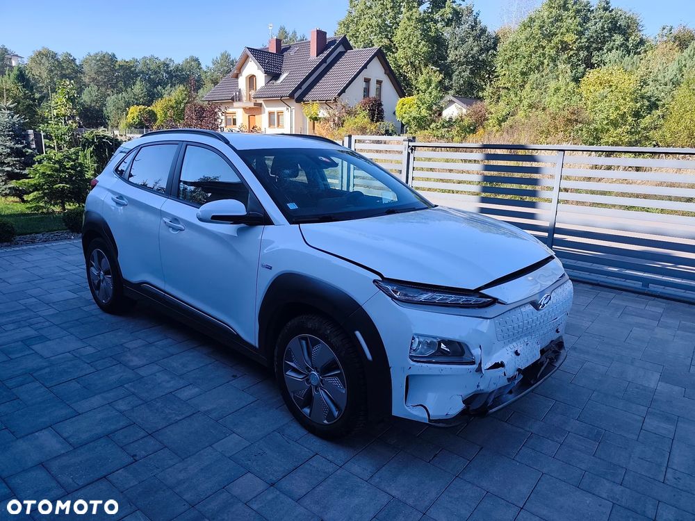 Hyundai Kona - 1