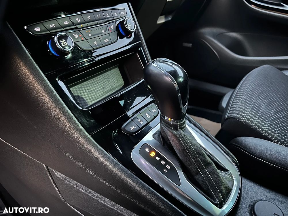 Opel Astra 1.5 D Start/Stop Automatik Business Edition - 17