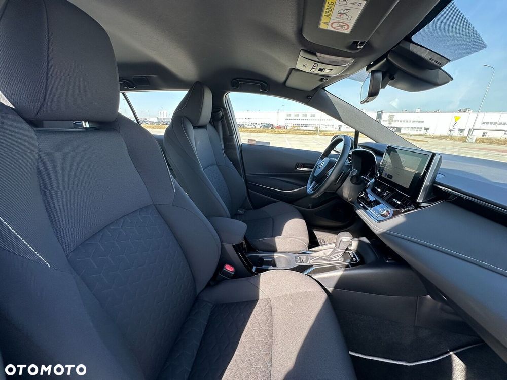 Toyota Corolla 2.0 Hybrid Comfort - 17