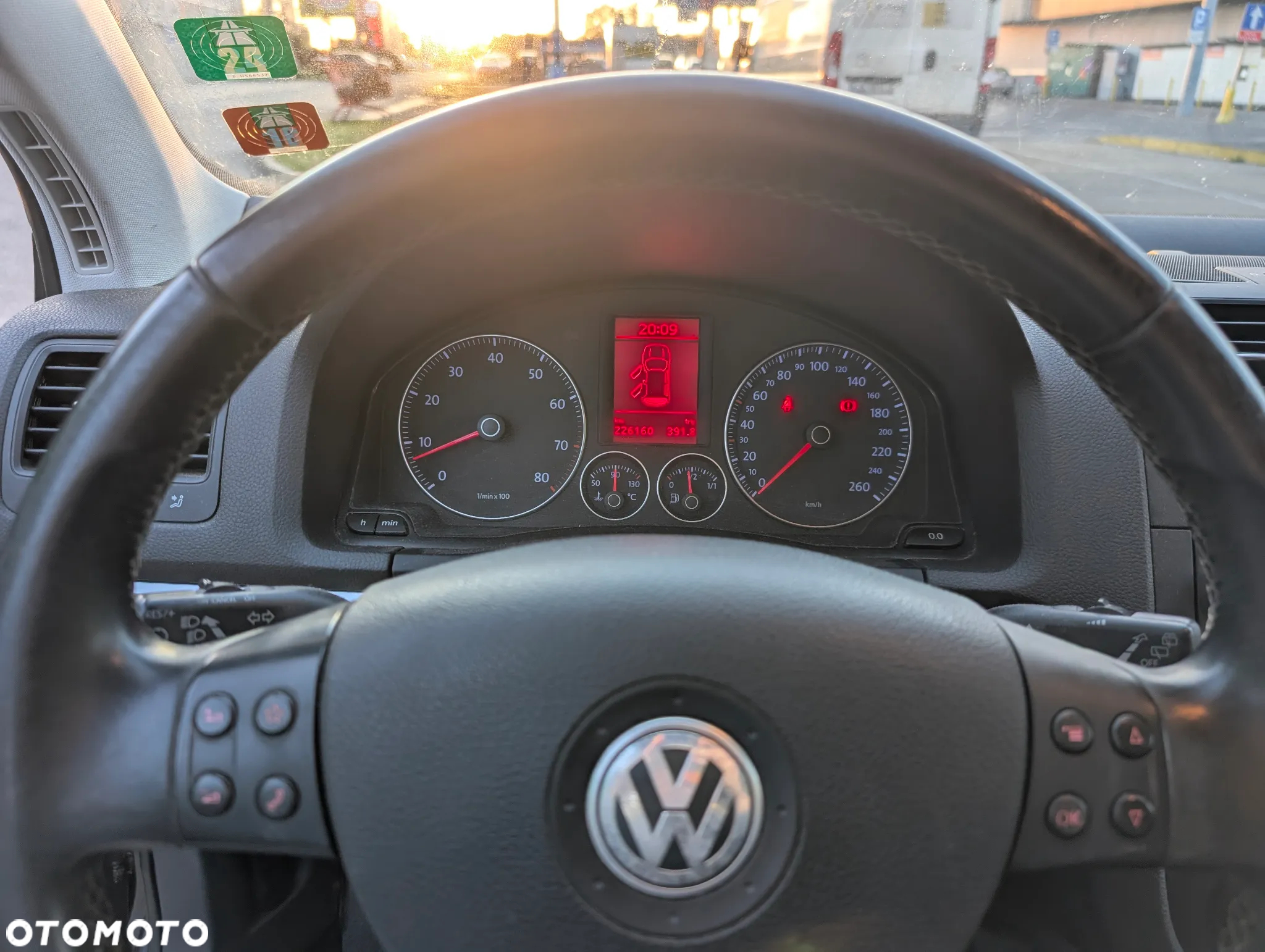 Volkswagen Golf 1.6 United - 12