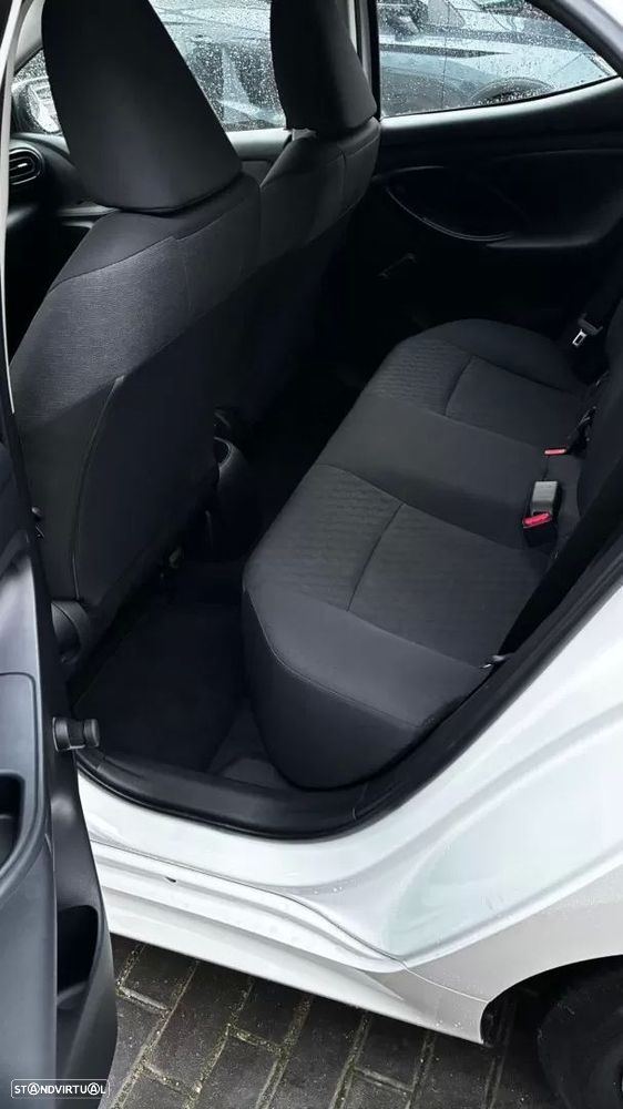 Toyota Yaris 1.0 VVT-i Comfort Plus - 13