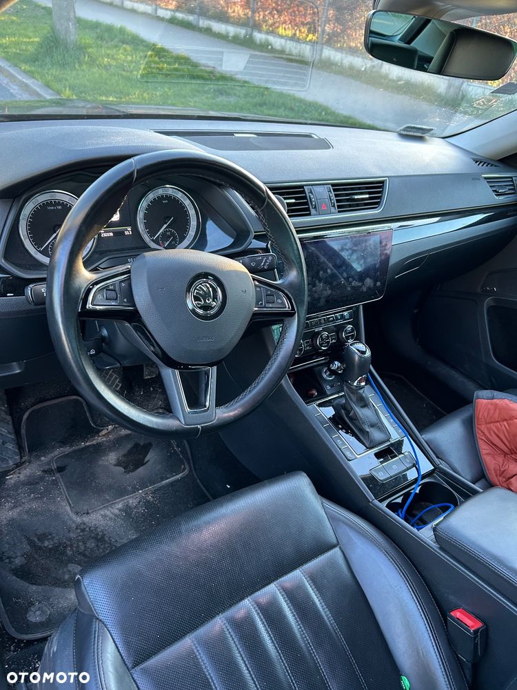 Skoda Superb 1.8 TSI L&K DSG - 6