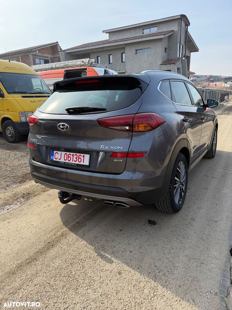 Hyundai Tucson 2.0 CRDI 4WD 6MT Premium - 2