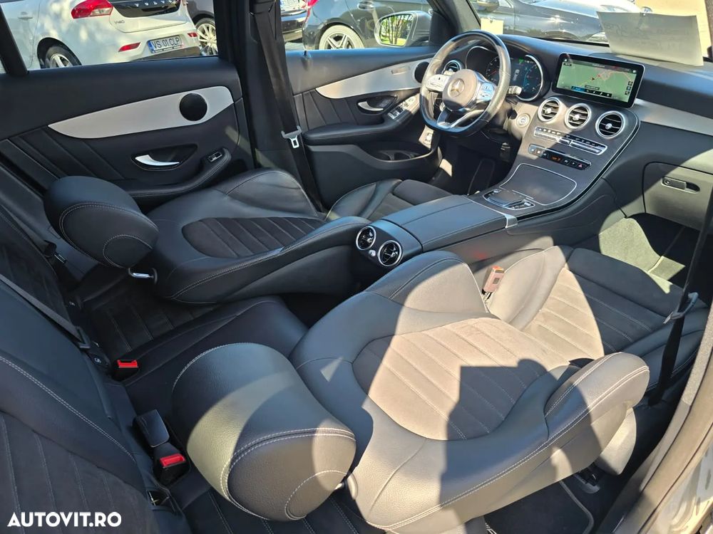 Mercedes-Benz GLC 300 e 4Matic 9G-TRONIC Edition AMG Line - 11