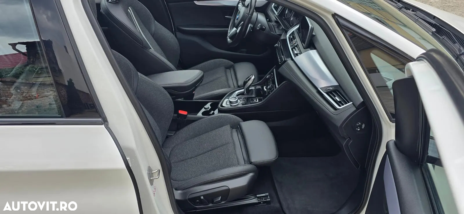 BMW Seria 2 220i AT - 7
