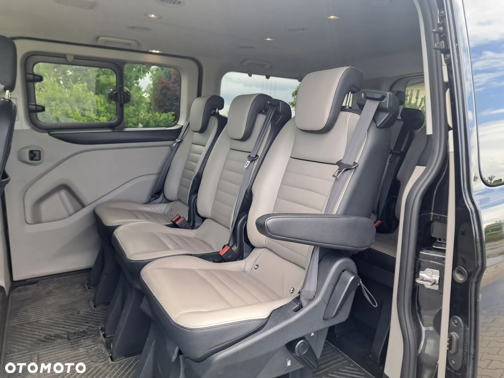 Ford Tourneo Custom 2.0 EcoBlue L2 Titanium SelectShift - 14