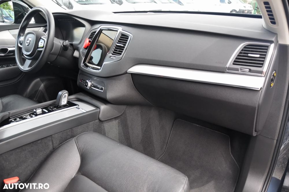 Volvo XC 90 - 10
