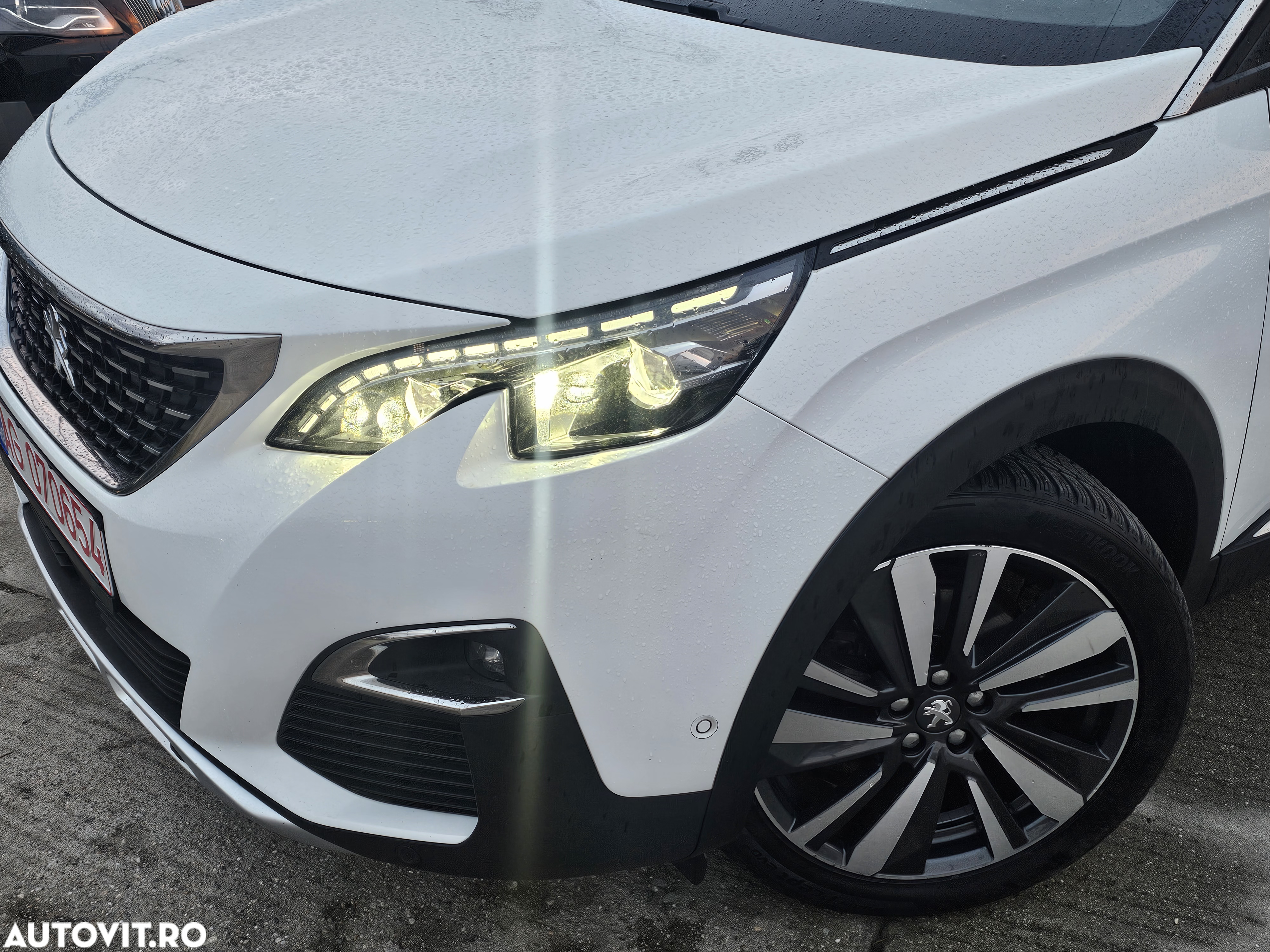Peugeot 5008 1.2 Puretech Turbo s&s GT-Line - 20