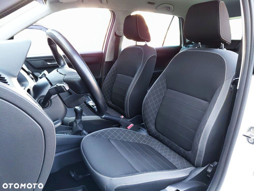 Skoda Fabia 1.0 TSI Ambition - 10