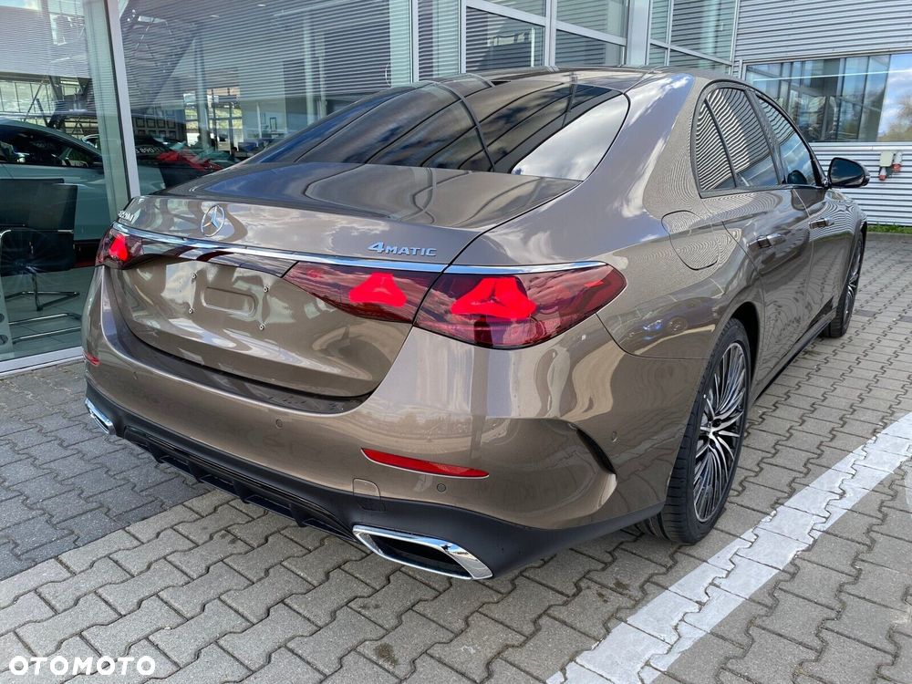 Mercedes-Benz Klasa E - 4