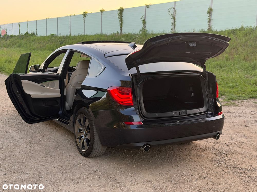 BMW 5GT 535d - 12