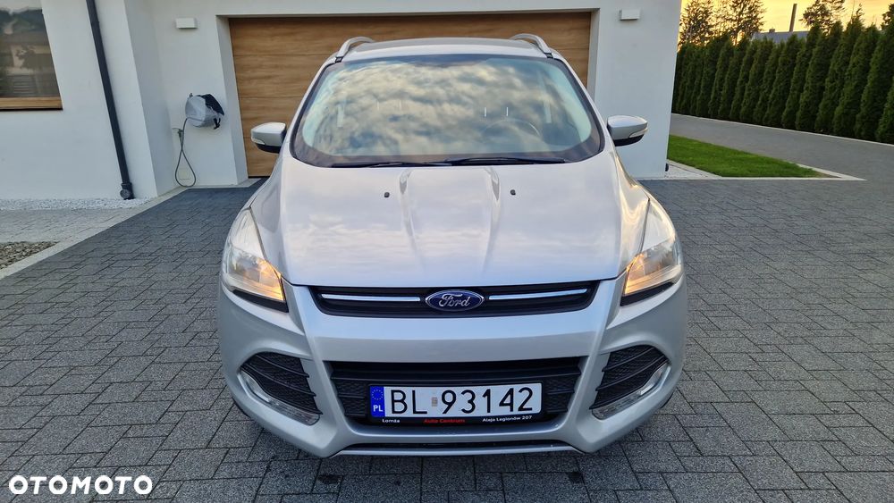 Ford Kuga 1.6 EcoBoost 2x4 Titanium - 26