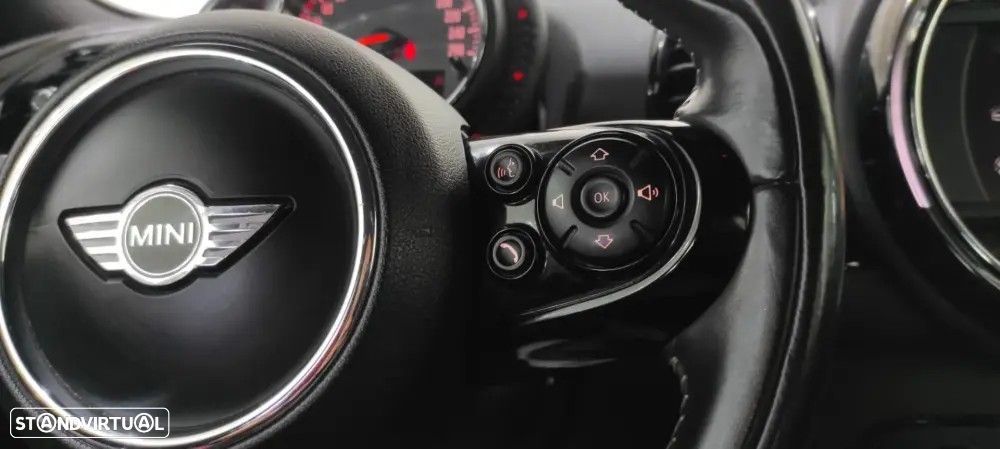 MINI Clubman Cooper D - 35