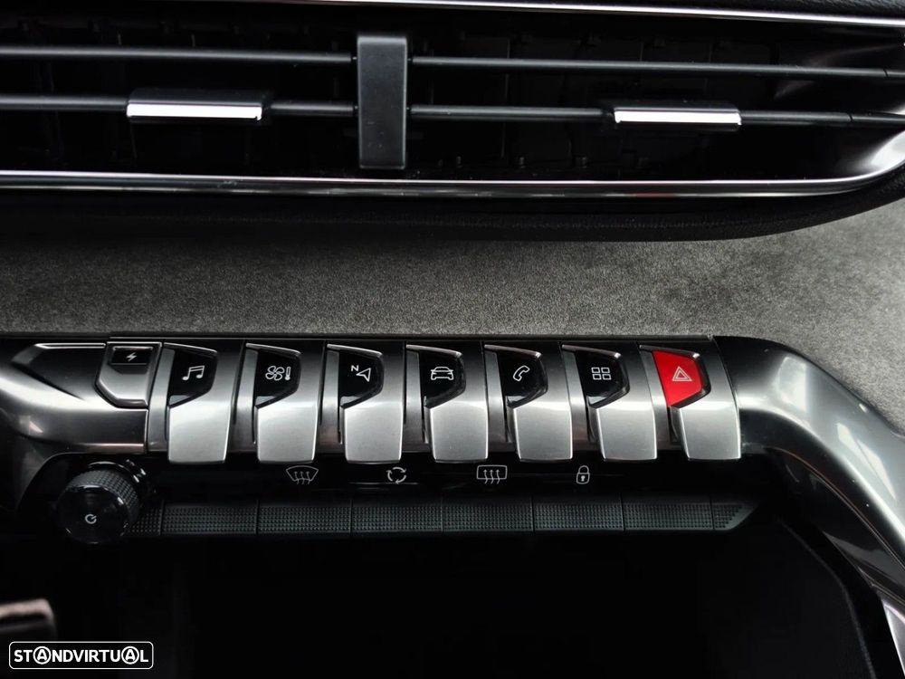 Peugeot 3008 1.6 Hybrid4 GT e-EAT8 - 19