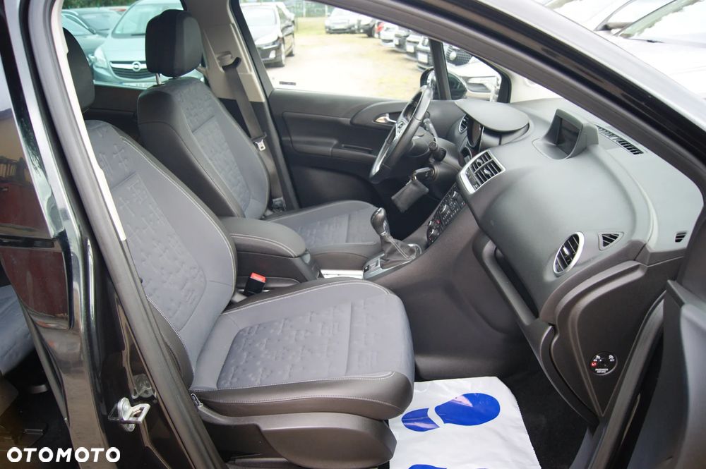 Opel Meriva 1.4 Innovation - 29
