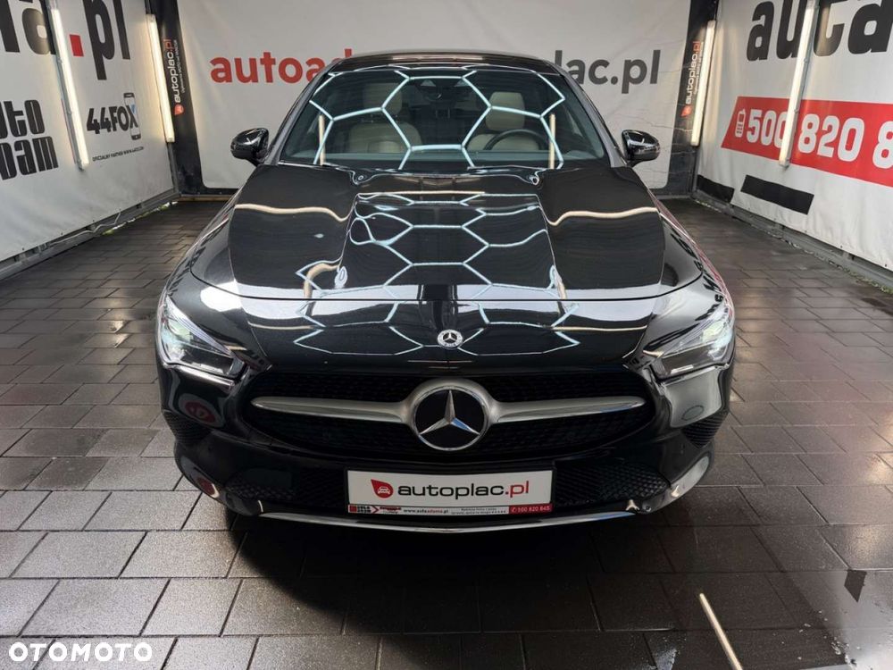 Mercedes-Benz CLA - 4