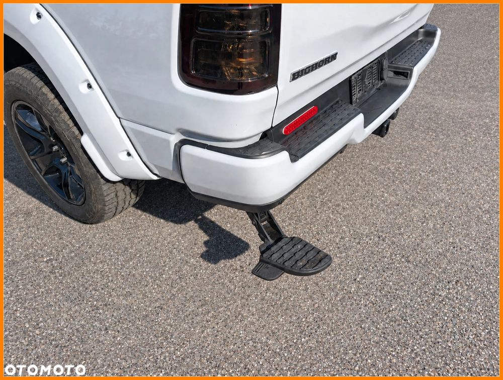 RAM 1500 Crew Cab Shortbed Bighorn - 12