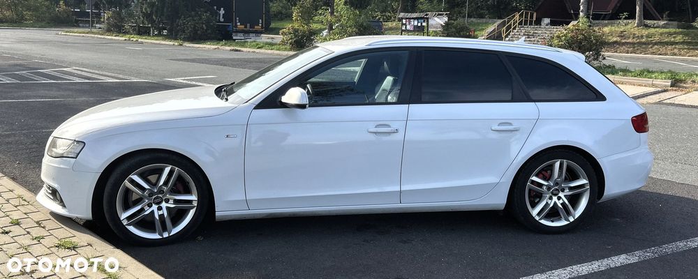 Audi A4 Avant 2011 photo 5