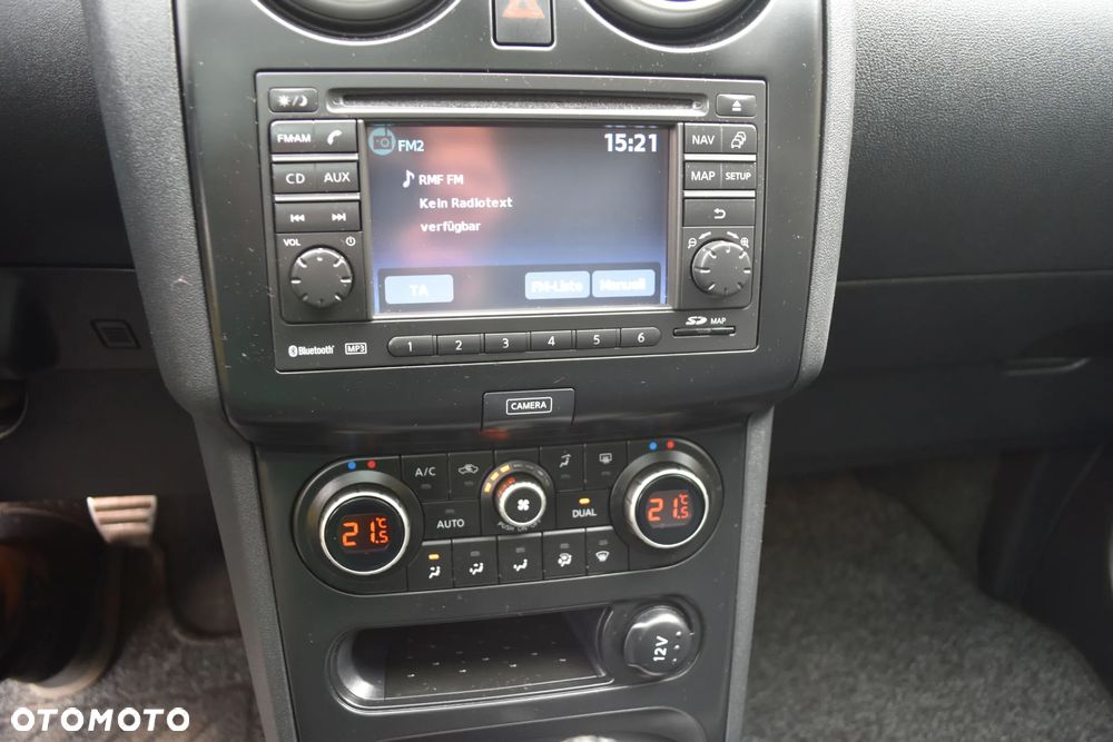 Nissan Qashqai 2.0 360 - 21