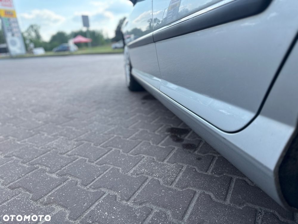 Peugeot 407 HDi 135 Premium - 29