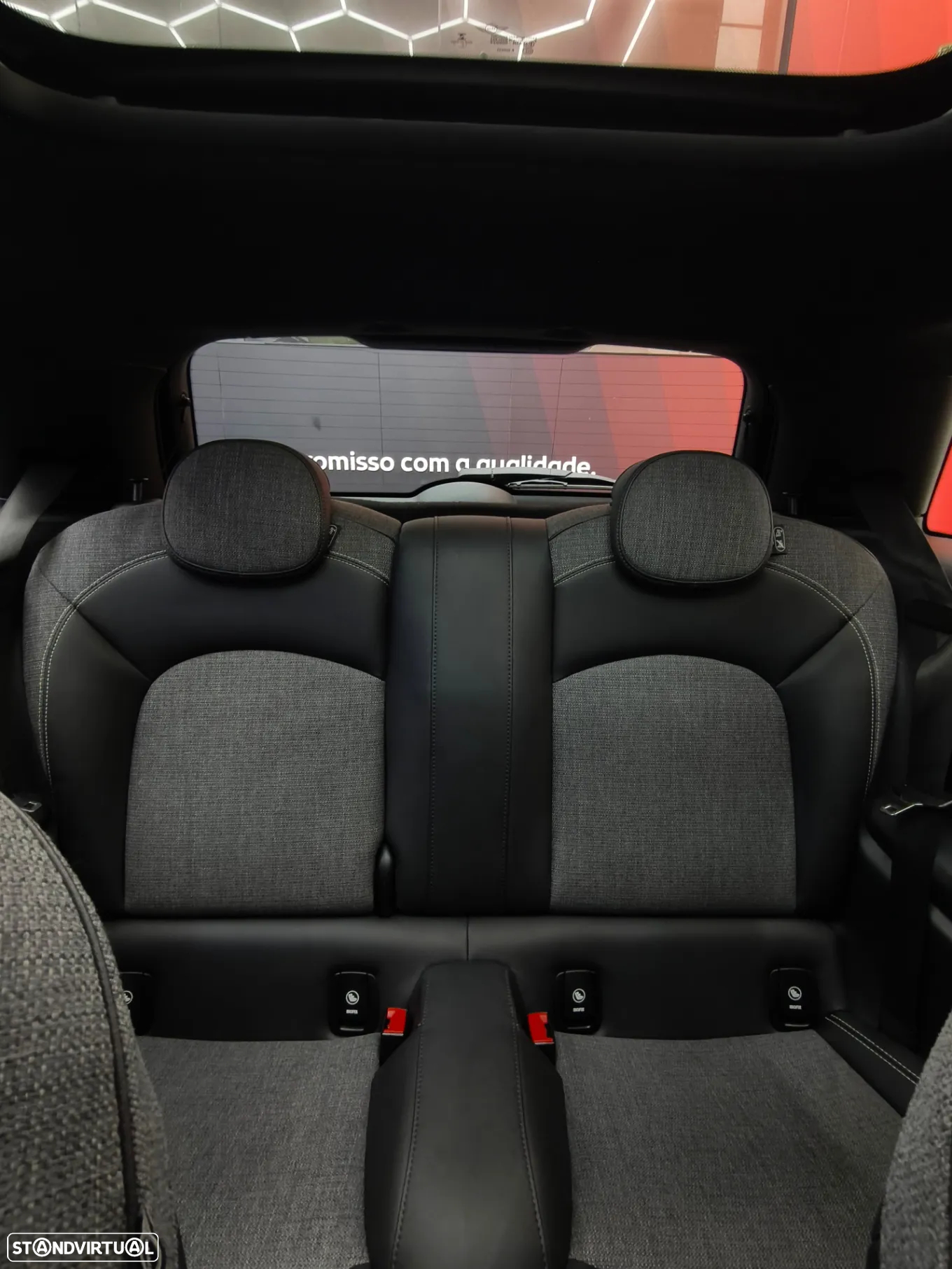 MINI 3 Portas Cooper D - 51