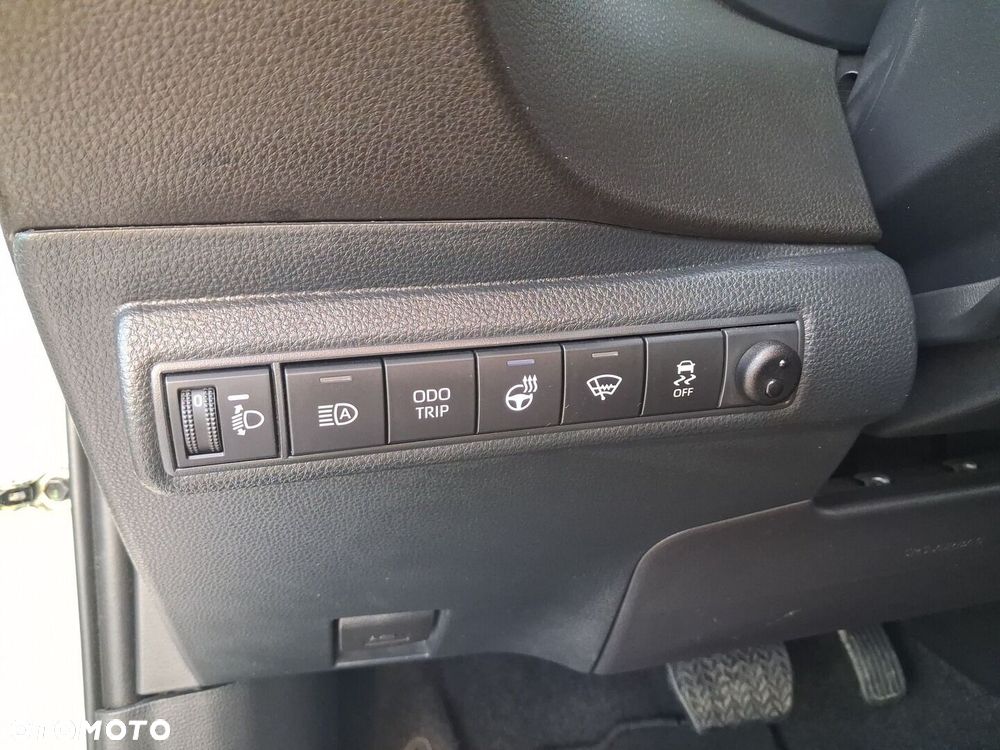 Toyota Corolla 1.8 Hybrid Comfort - 21