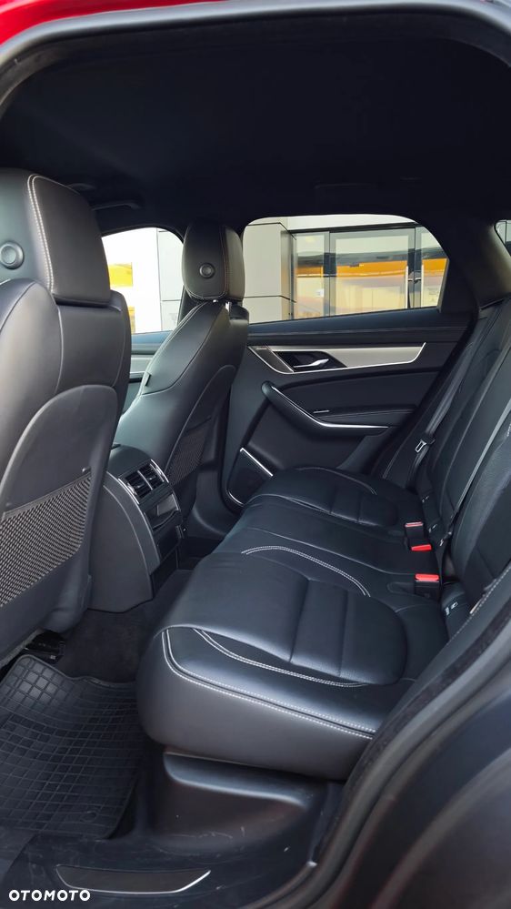 Jaguar F-Pace - 18
