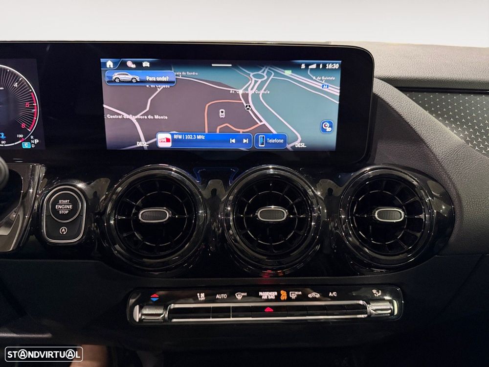 Mercedes-Benz GLA 180 d - 11