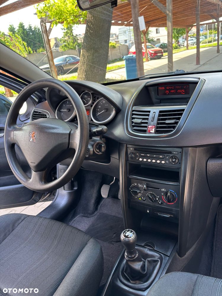 Peugeot 207 1.4 16V Presence - 16