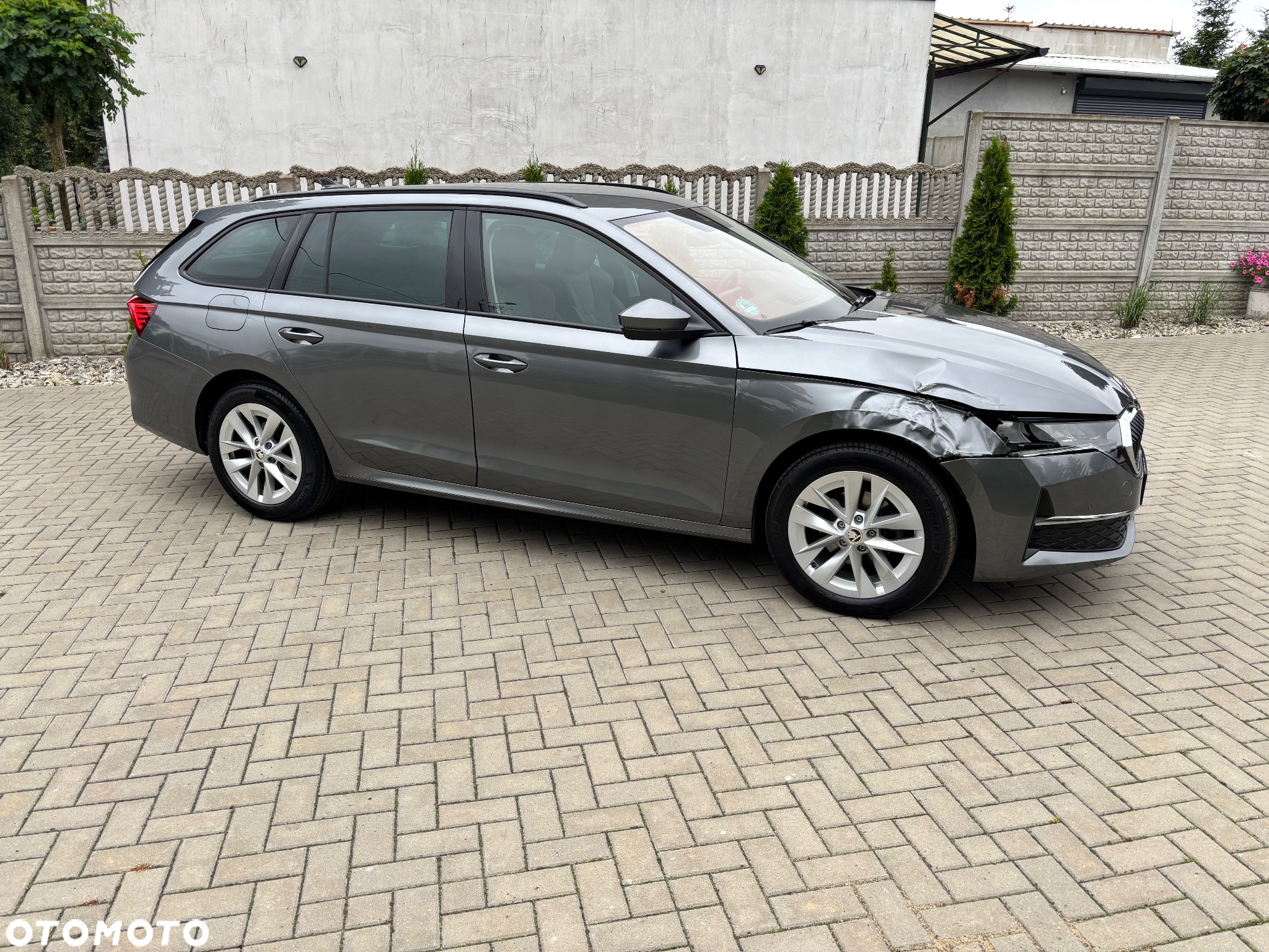 Skoda Octavia Combi 2.0 TDI DSG Edition - 6