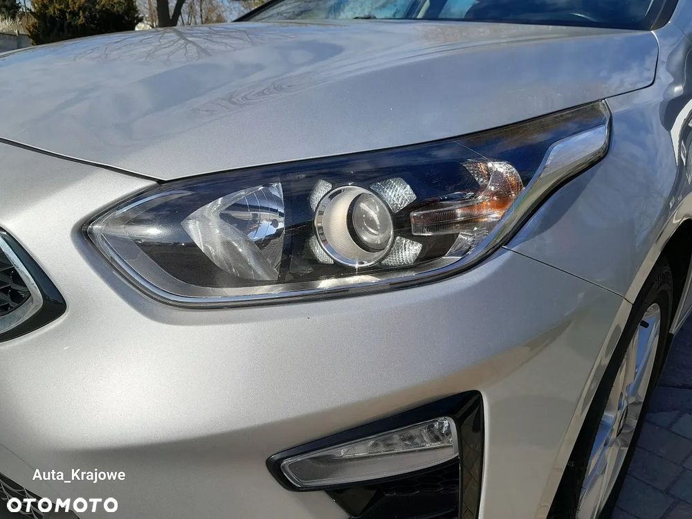 Kia Ceed 1.5 T-GDI M DCT - 29