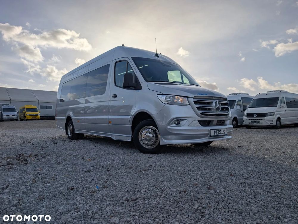 Mercedes-Benz Sprinter 519