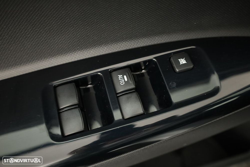 Mitsubishi Space Star 1.2 Intense - 18