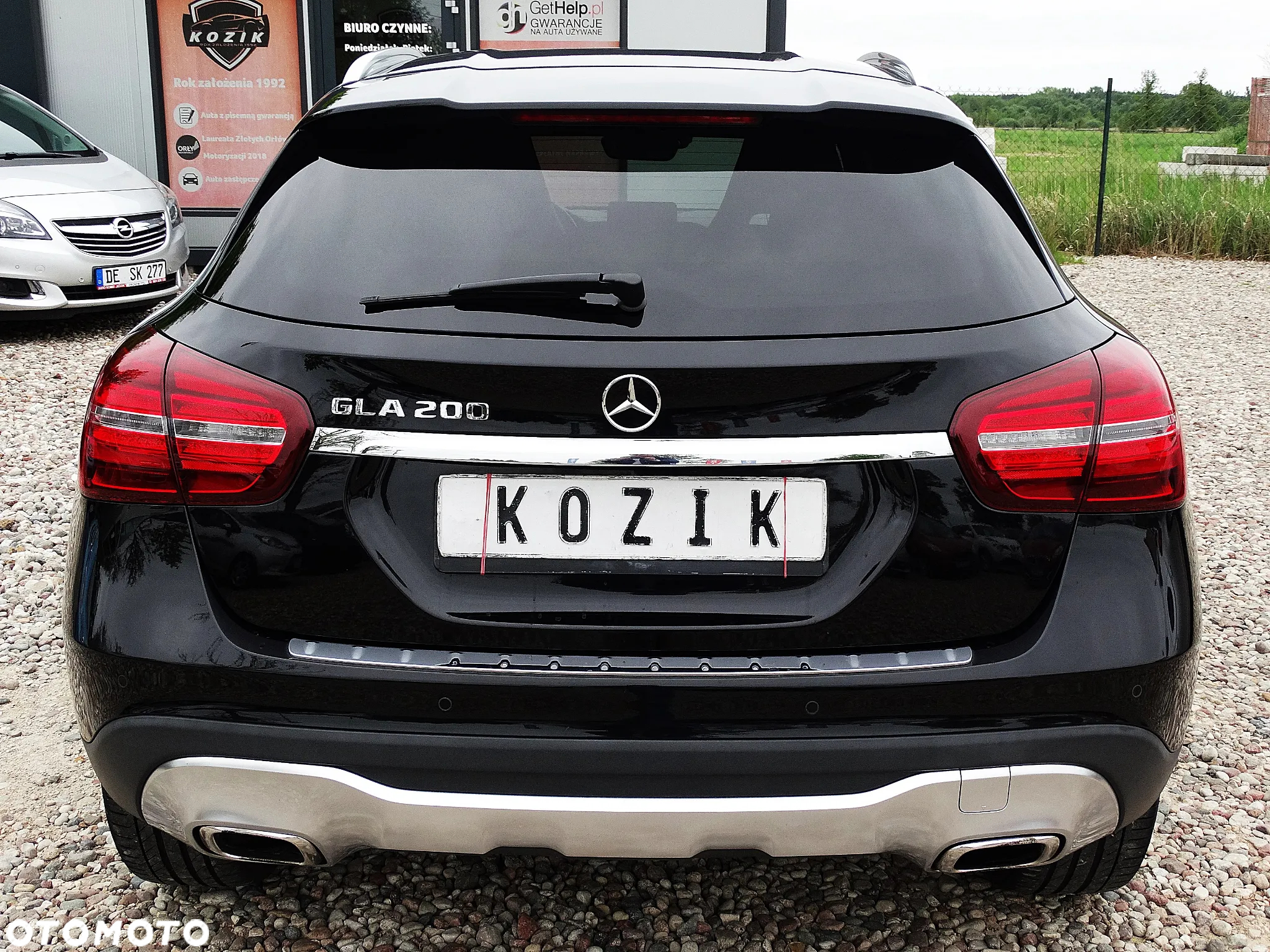 Mercedes-Benz GLA 200 7G-DCT Urban - 12