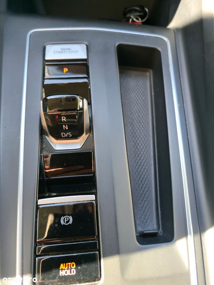 Volkswagen Golf Variant - 14