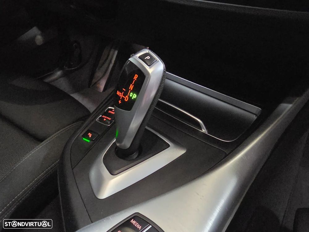 BMW 118 d Aut. Edition M Sport Shadow - 22