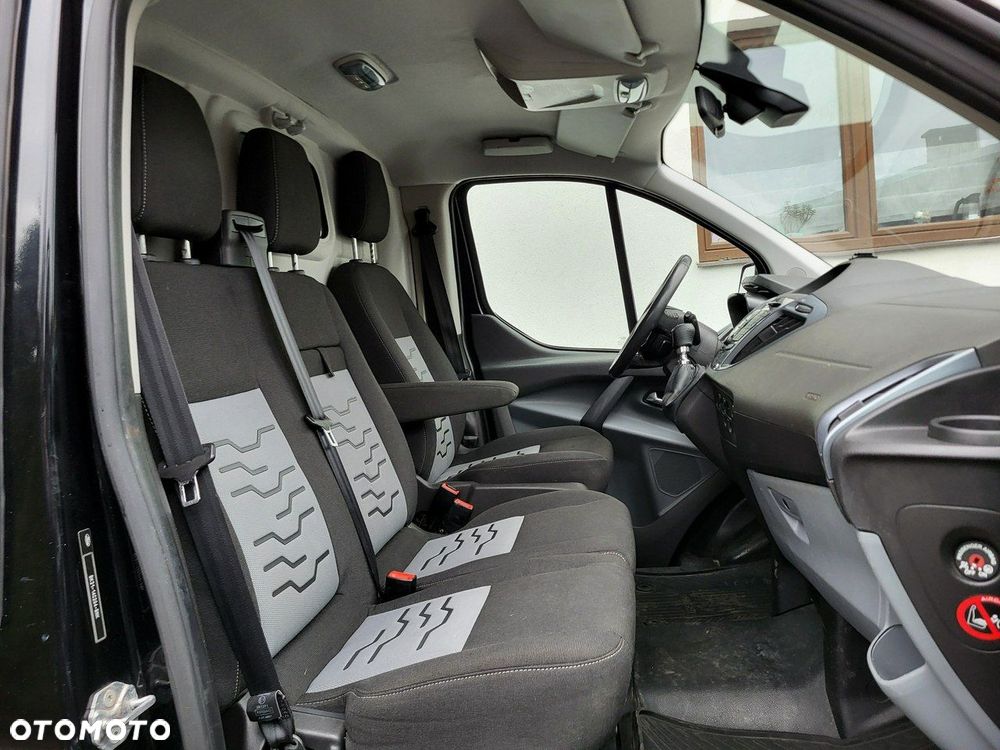 Ford Transit Custom - 13