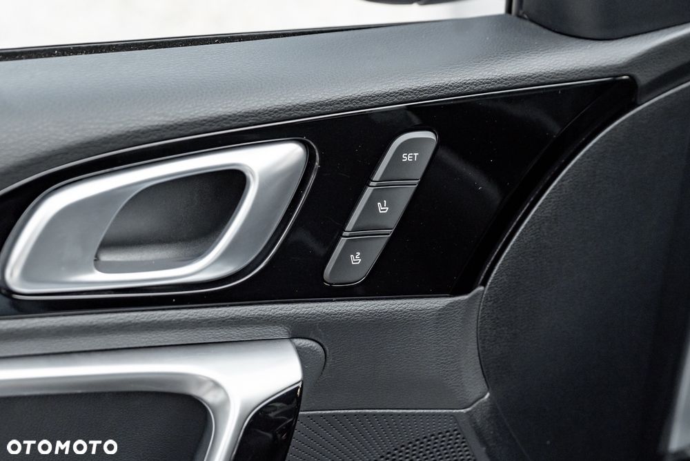 Kia ProCeed 1.5 T-GDI DCT7 OPF GT LINE - 19