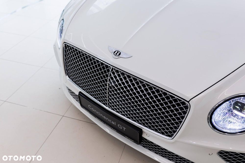 Bentley Continental GT - 13