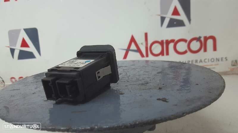 INTERRUPTOR AUXILIAR OPEL MOKKA SELECTIVE 4X4 - 5