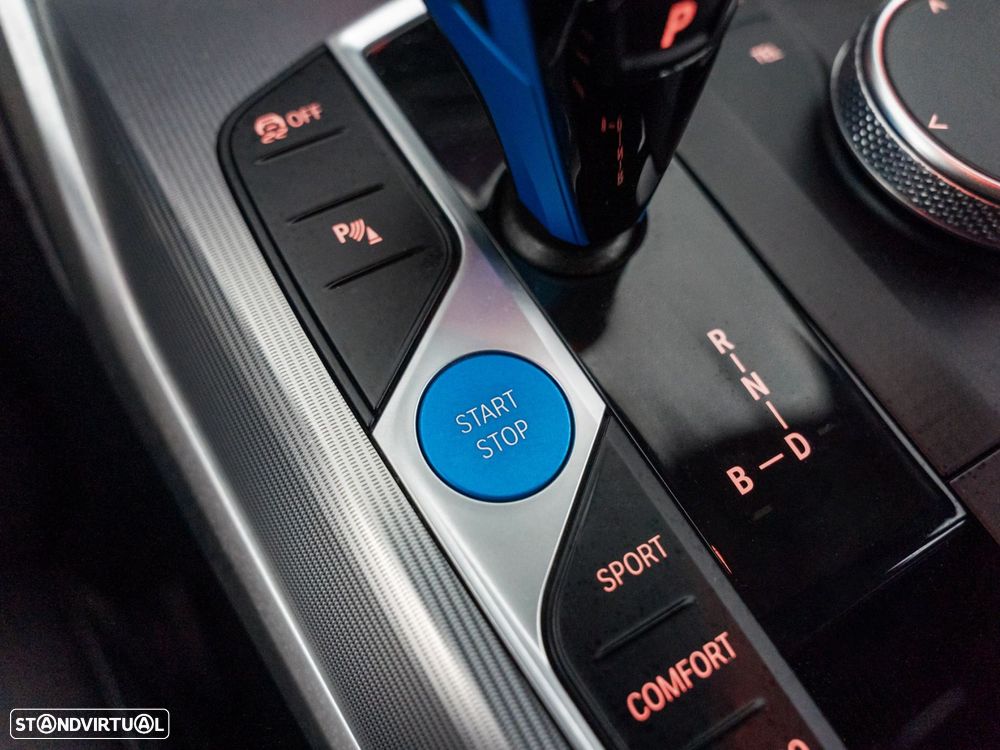 BMW i4 eDrive40 Pack Desportivo M - 28