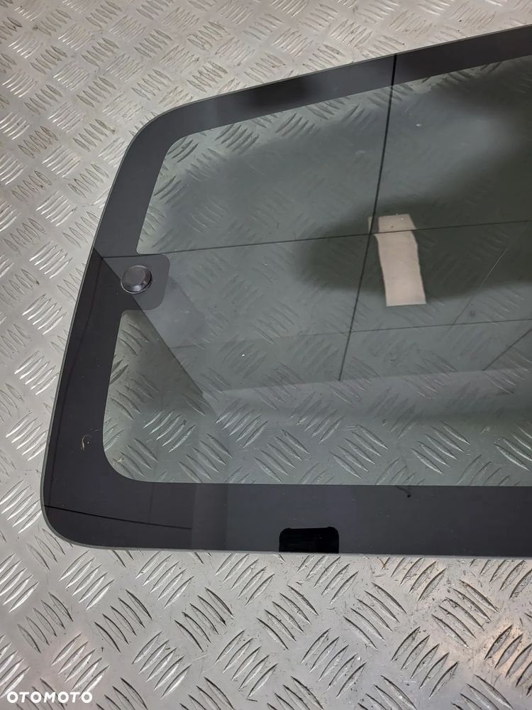 Mitsubishi Pajero III Szyba Karoseryjna Prawa 3D - 3