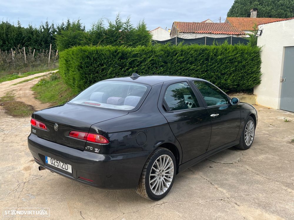 Alfa Romeo 156 1.9 JTD 16V Distinctive - 4