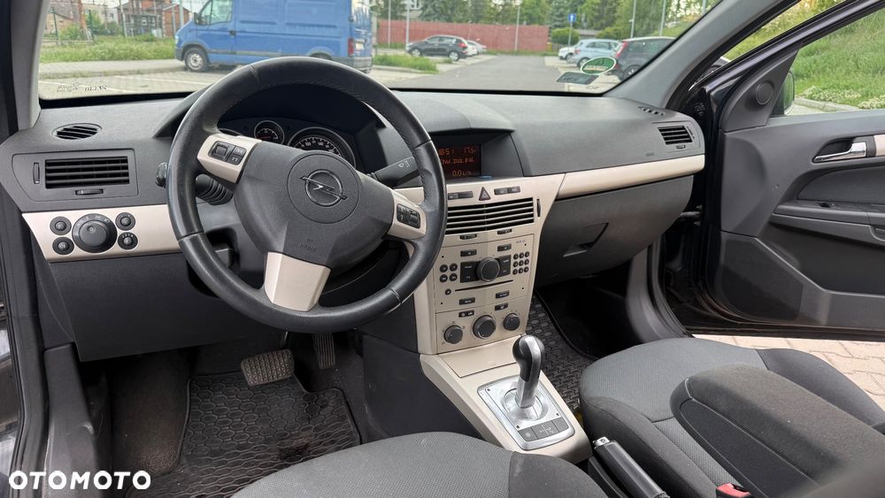 Opel Astra 1.6 111 EasyTronic - 12